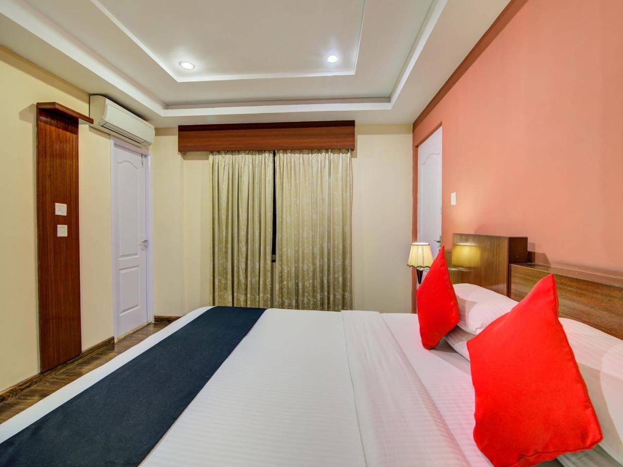 Gardeenia Comfortes Suites-Fully Vaccinated Staff Bangalore Eksteriør billede