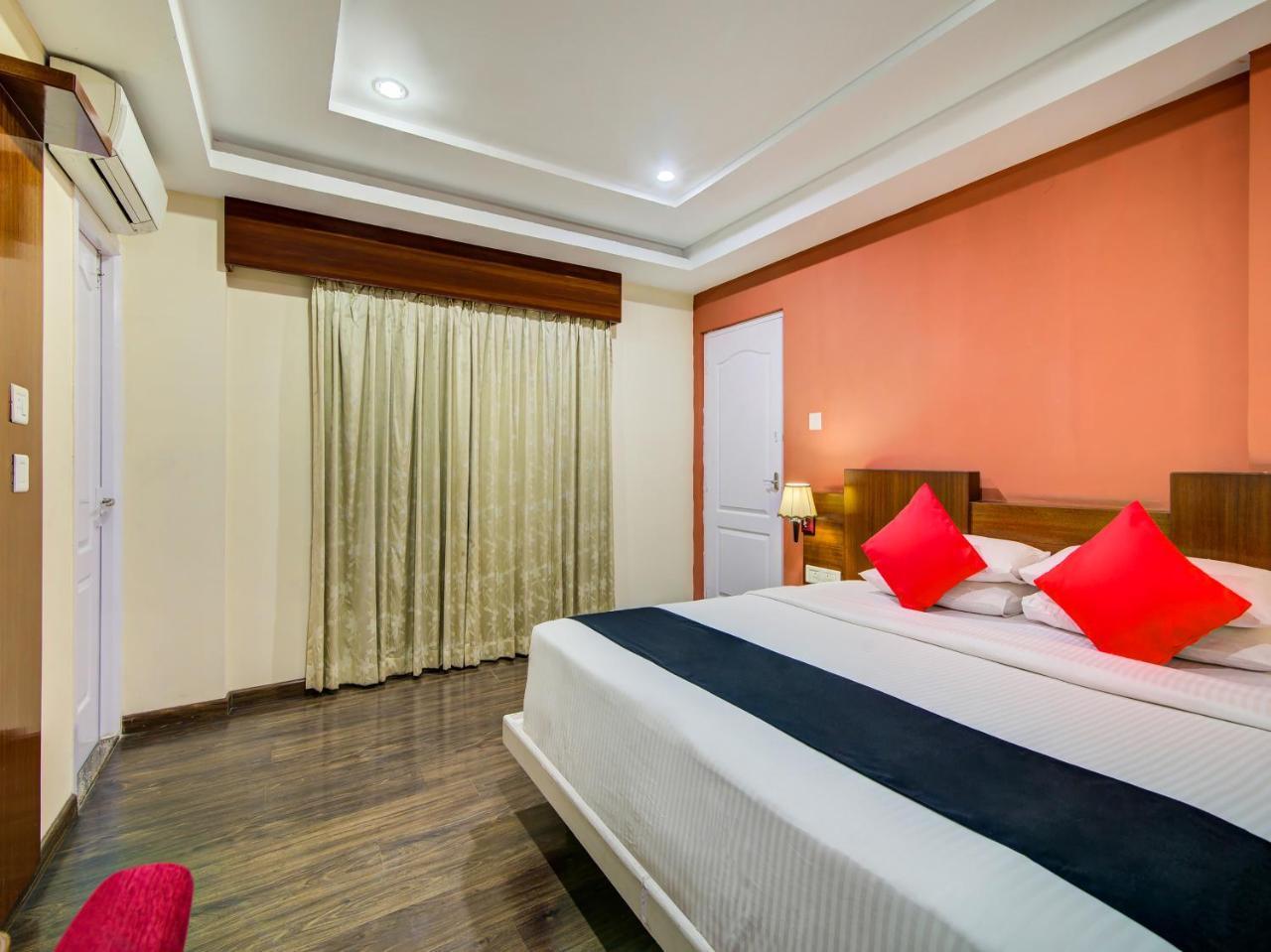 Gardeenia Comfortes Suites-Fully Vaccinated Staff Bangalore Eksteriør billede